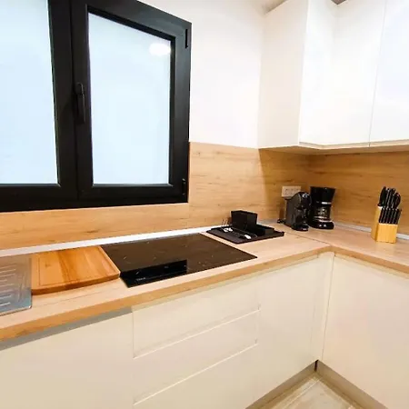 Deluxe Apartment *