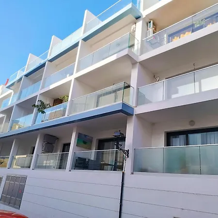 Deluxe Apartment *