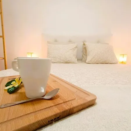 Apartment Deluxe *